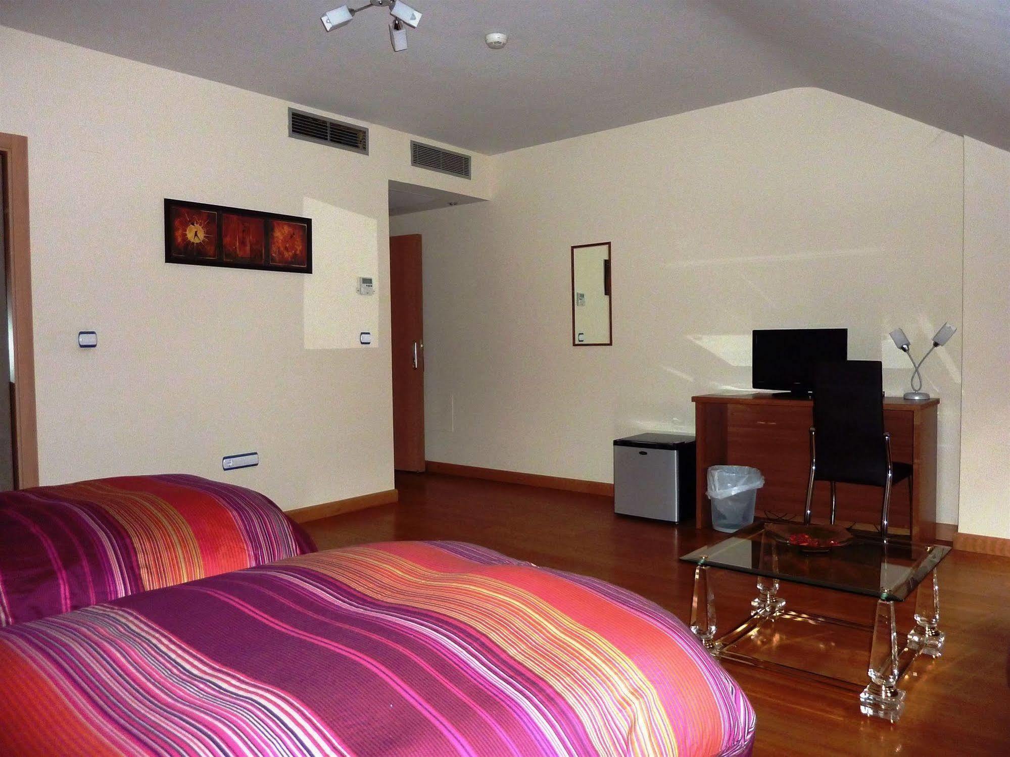 Hostal La Morada La Cistérniga Dış mekan fotoğraf