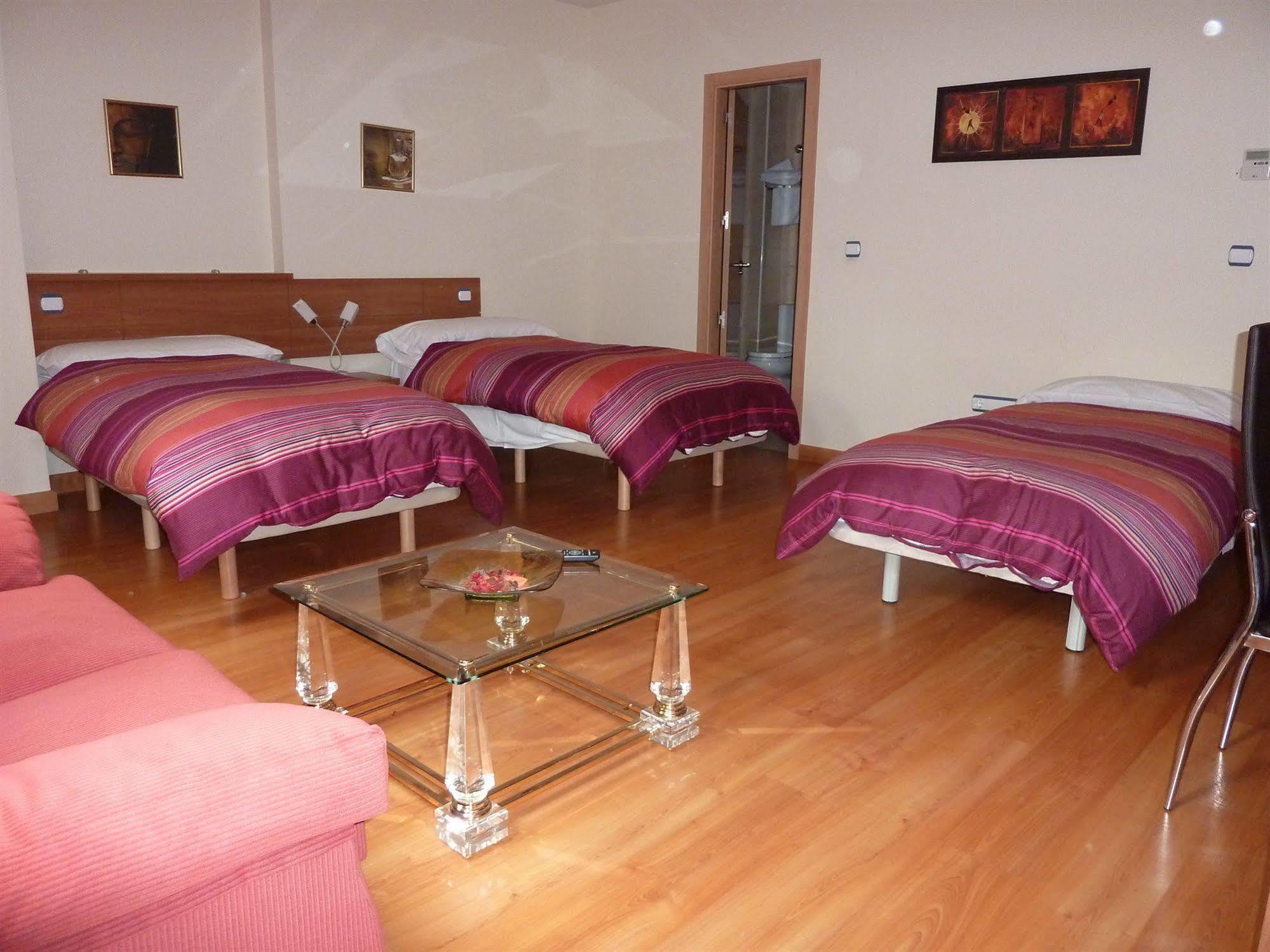 Hostal La Morada La Cistérniga Dış mekan fotoğraf