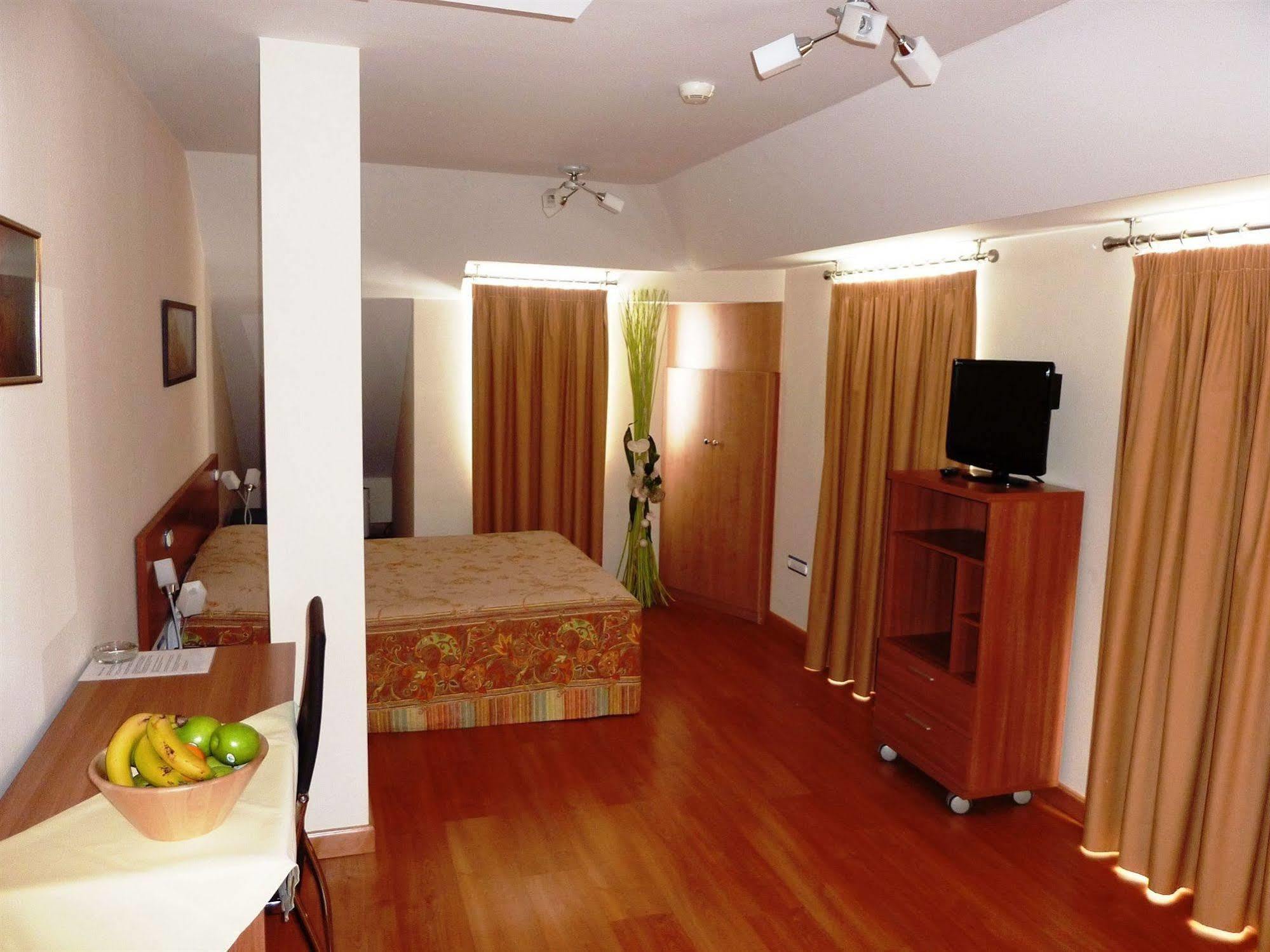 Hostal La Morada La Cistérniga Dış mekan fotoğraf
