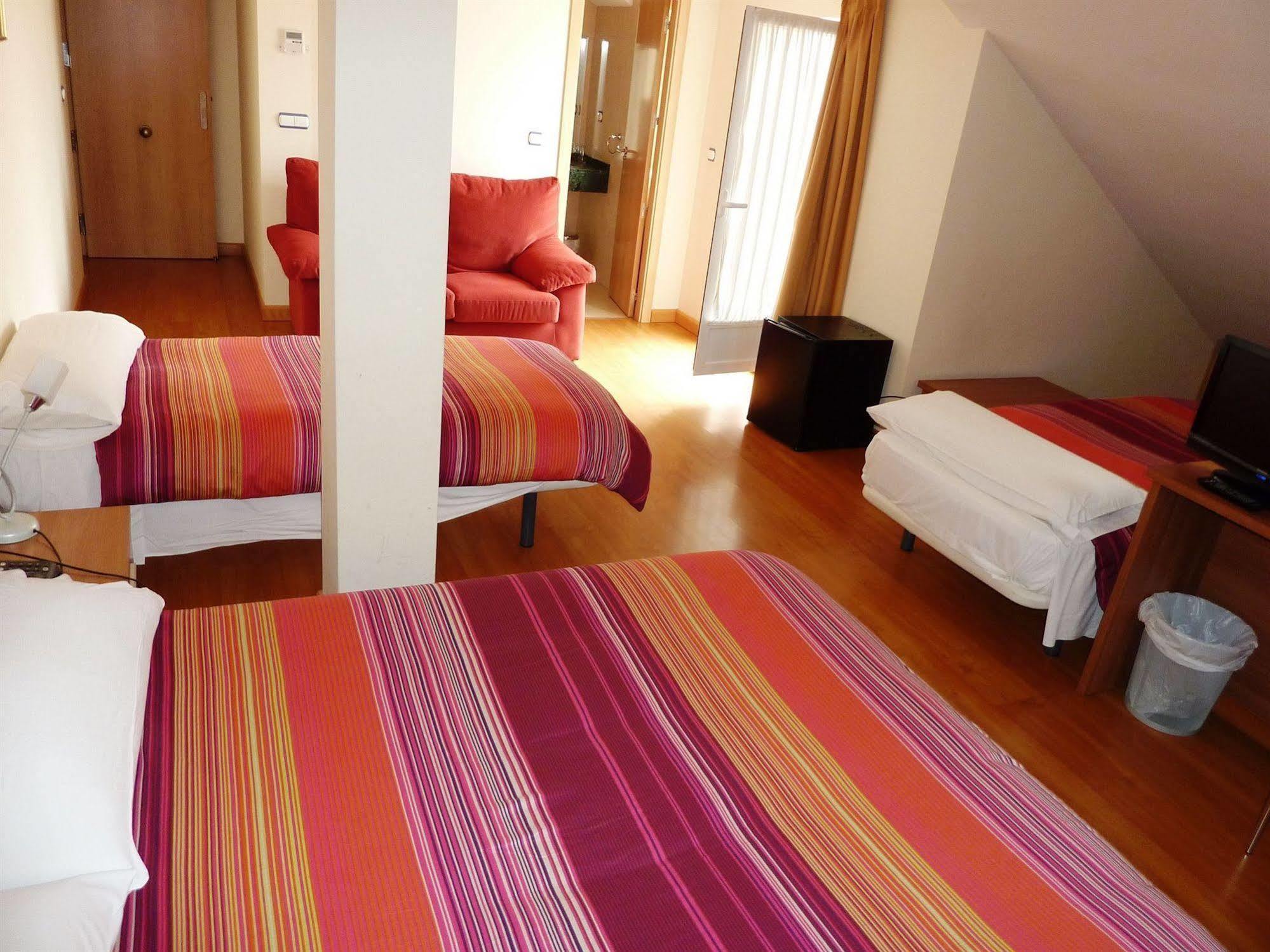 Hostal La Morada La Cistérniga Dış mekan fotoğraf
