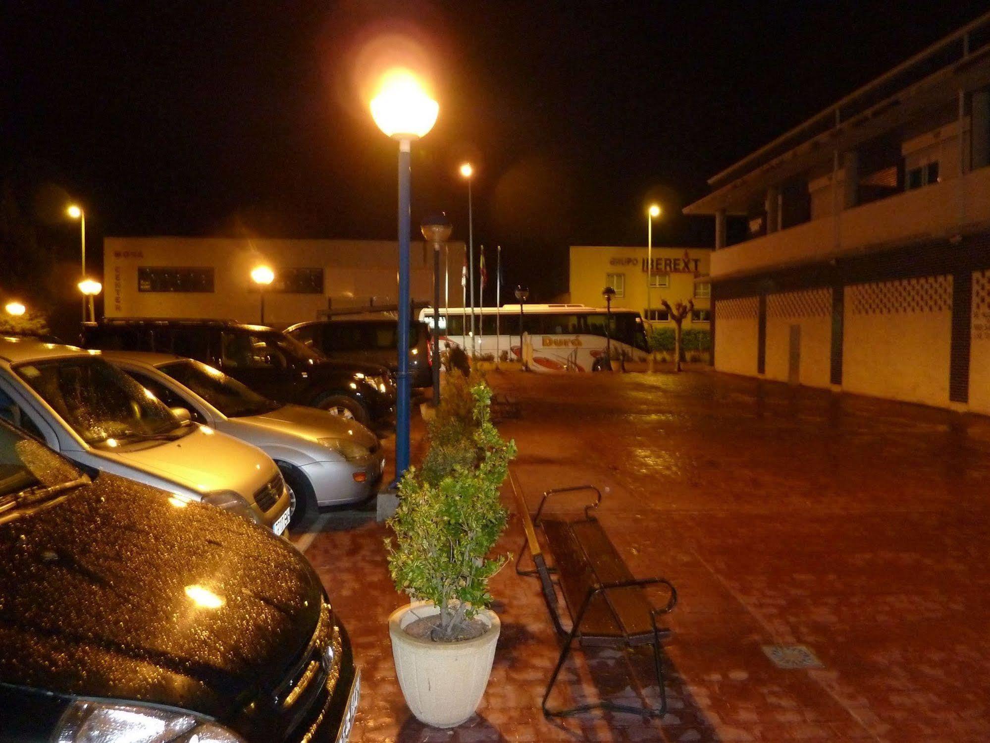 Hostal La Morada La Cistérniga Dış mekan fotoğraf